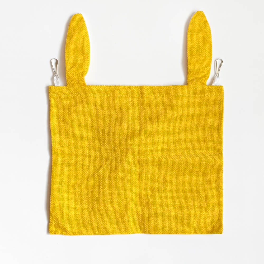 Hanging Rabbit Hay Bag Feeder with Bunny Design – Durable Double-Layer Polyester, Large Openings, Cute & Eye-Catching